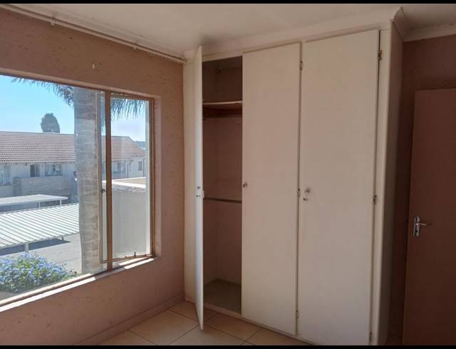 2 BEDROOM TOWNHOUSE FOR SALE IN EDEN GLEN